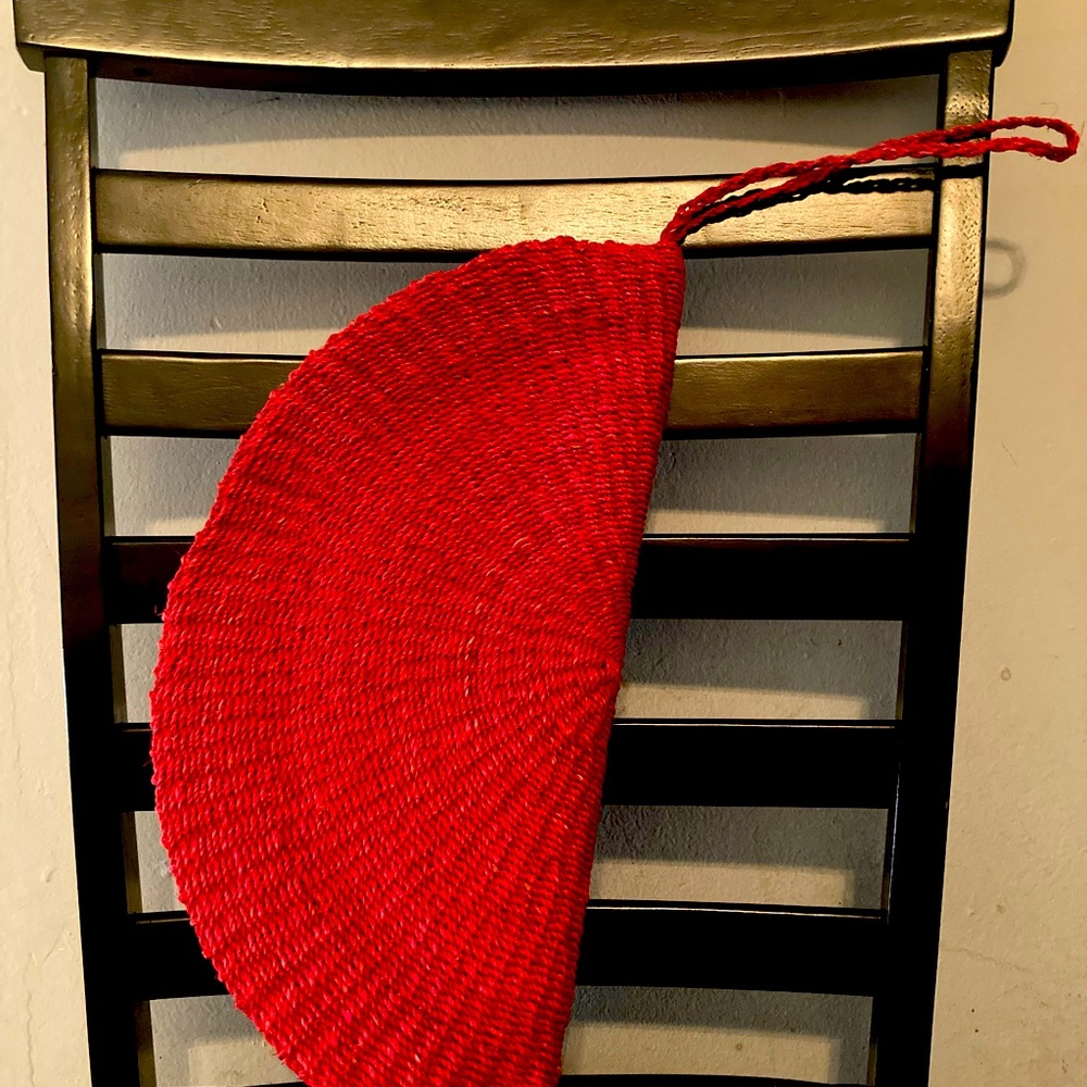 Great wristlet for day or night.